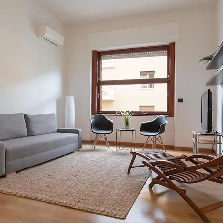 Buscine Home Pescara Centro - Palma Gratuita In Lido Attrezzato Exterior photo